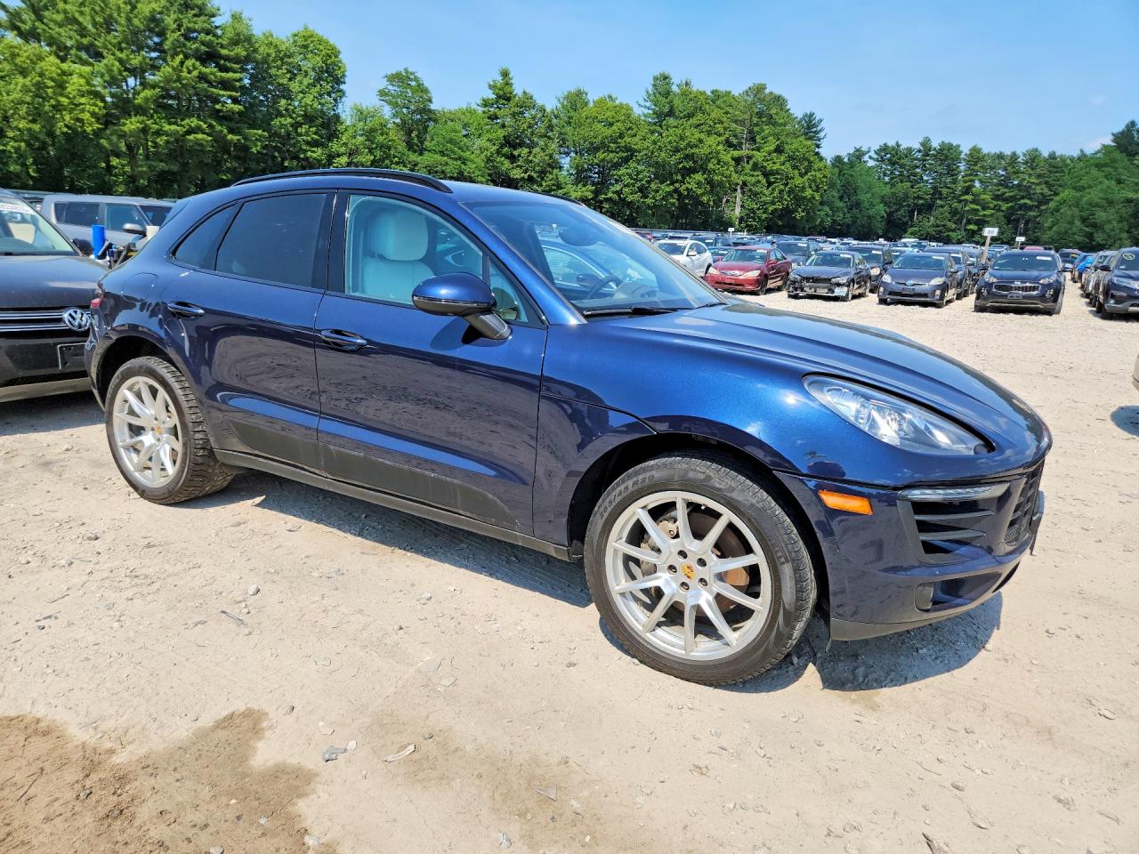 2018 PORSCHE MACAN