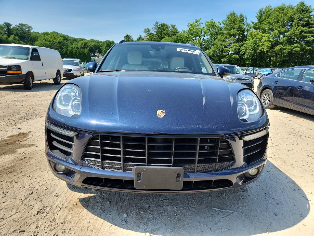 2018 PORSCHE MACAN