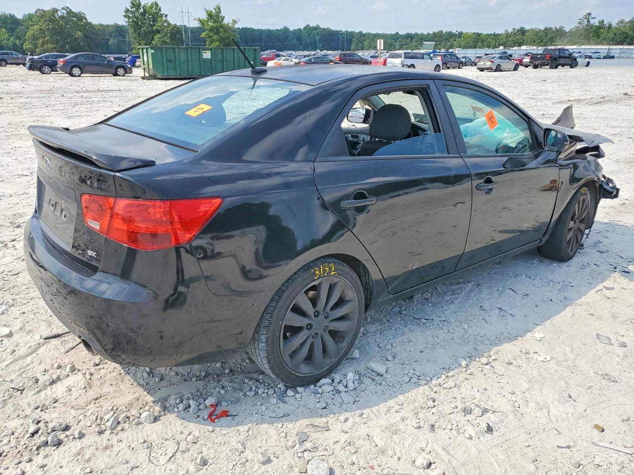 2011 KIA FORTE
