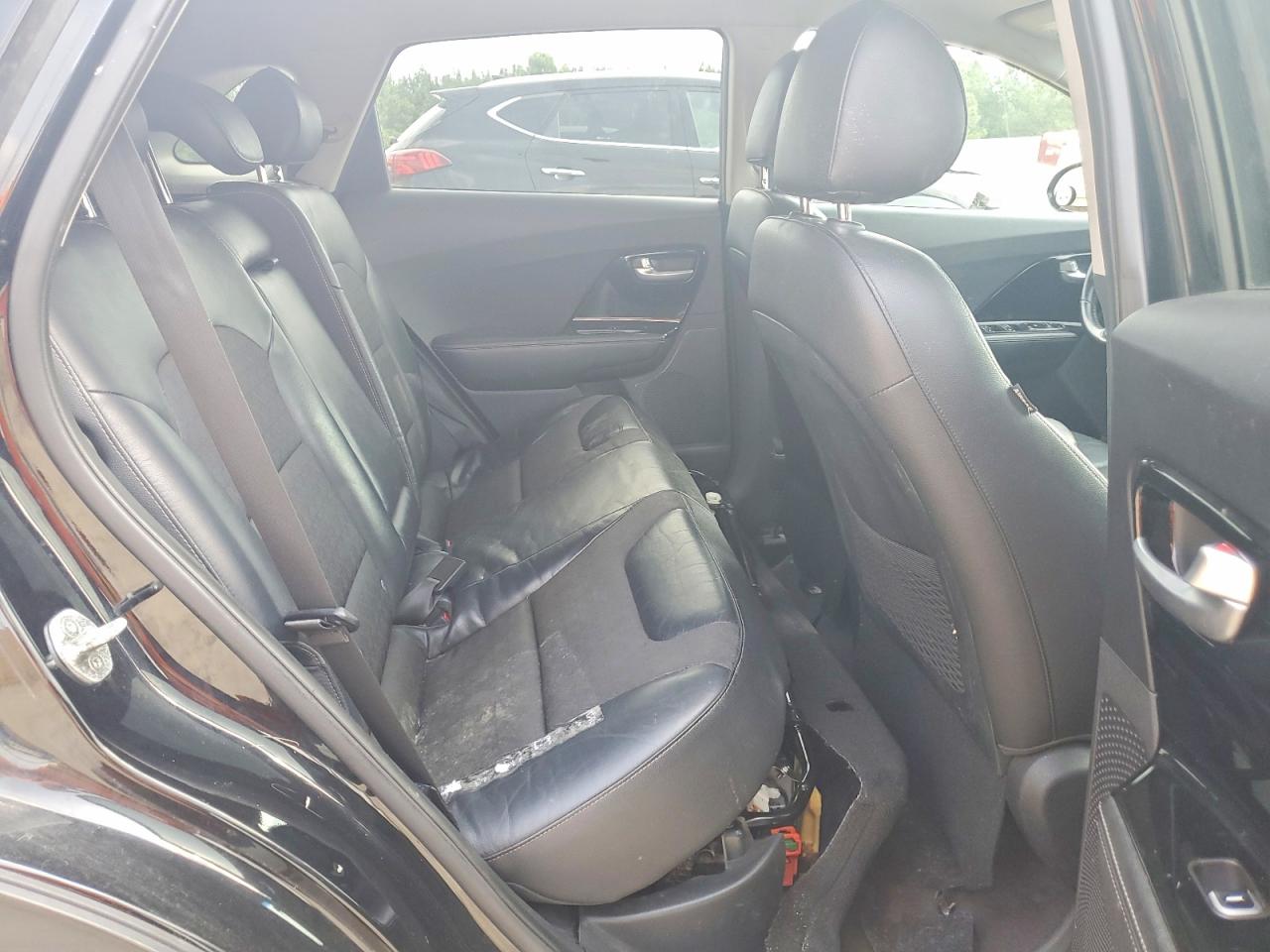 2017 KIA NIRO LXS S