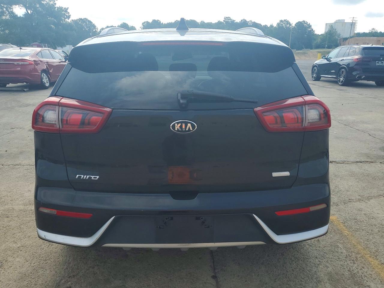 2017 KIA NIRO LXS S