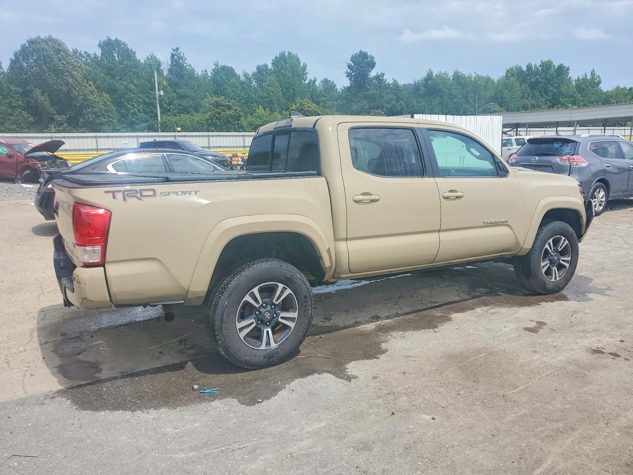 2016 TOYOTA TACOMA
