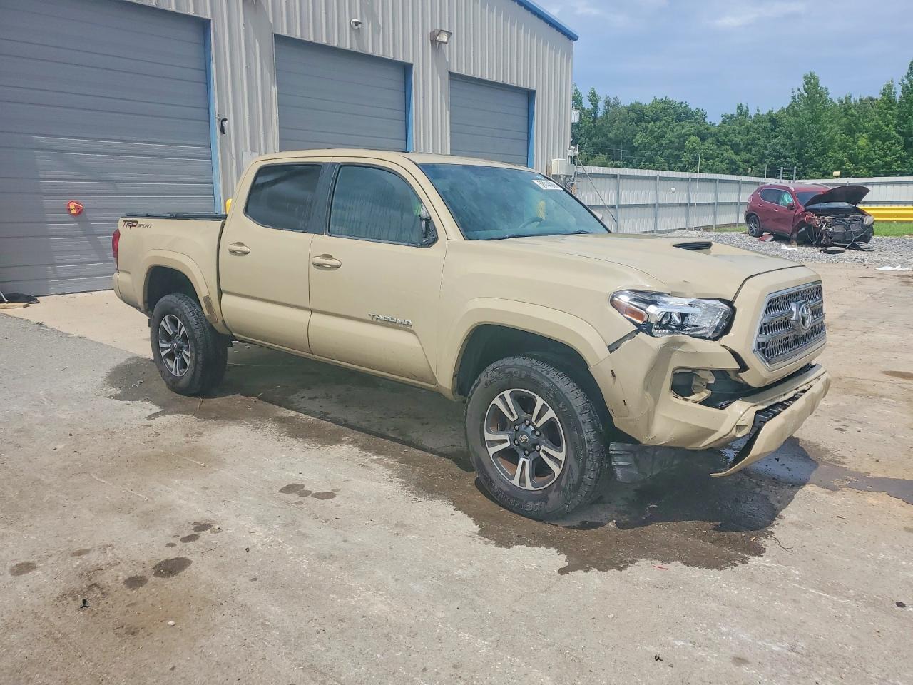 2016 TOYOTA TACOMA