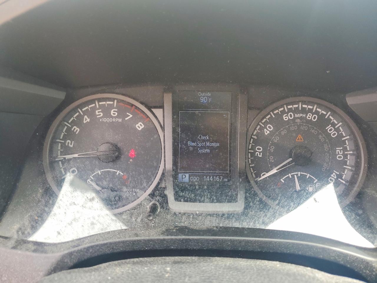 2016 TOYOTA TACOMA