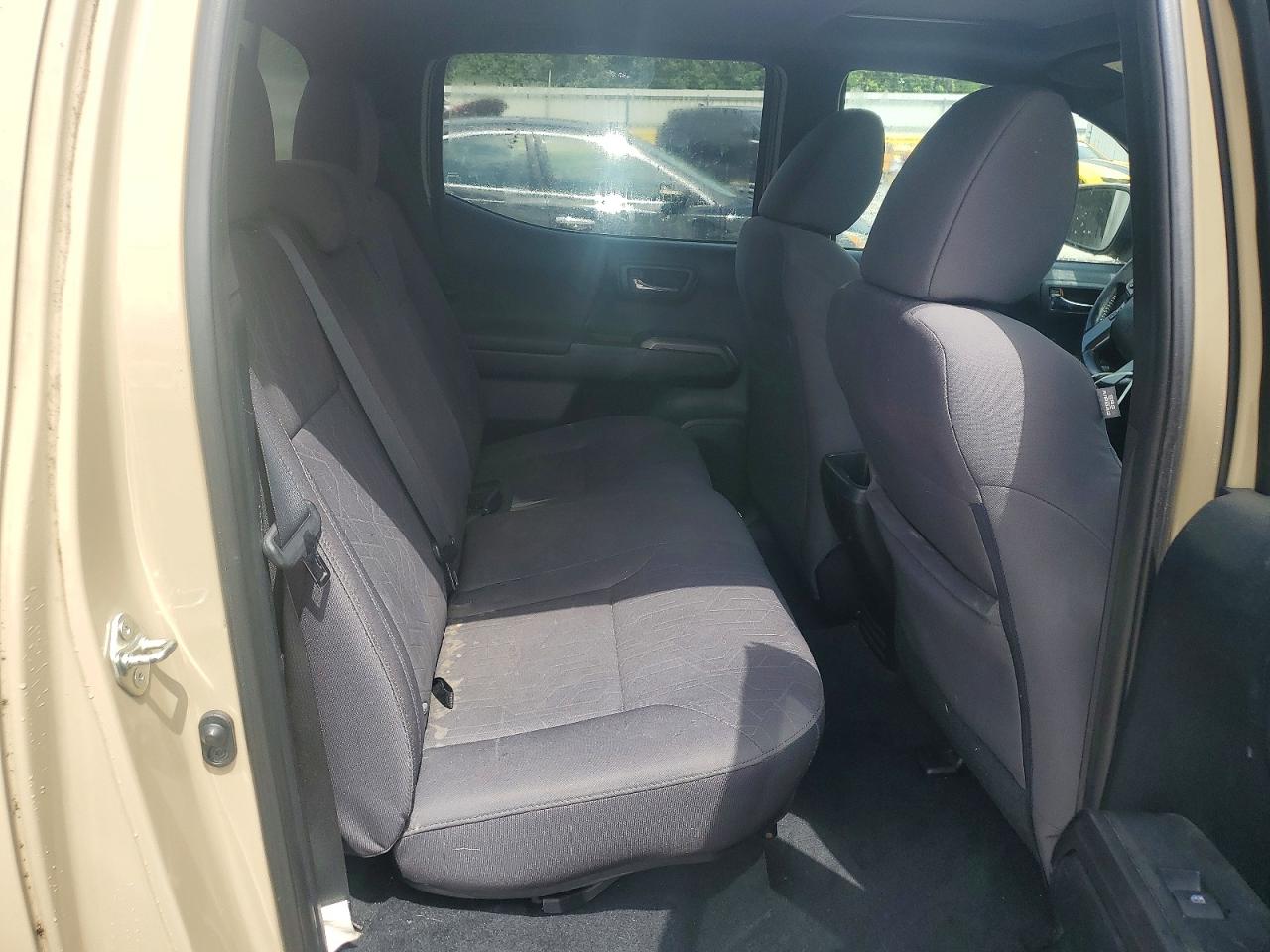 2016 TOYOTA TACOMA