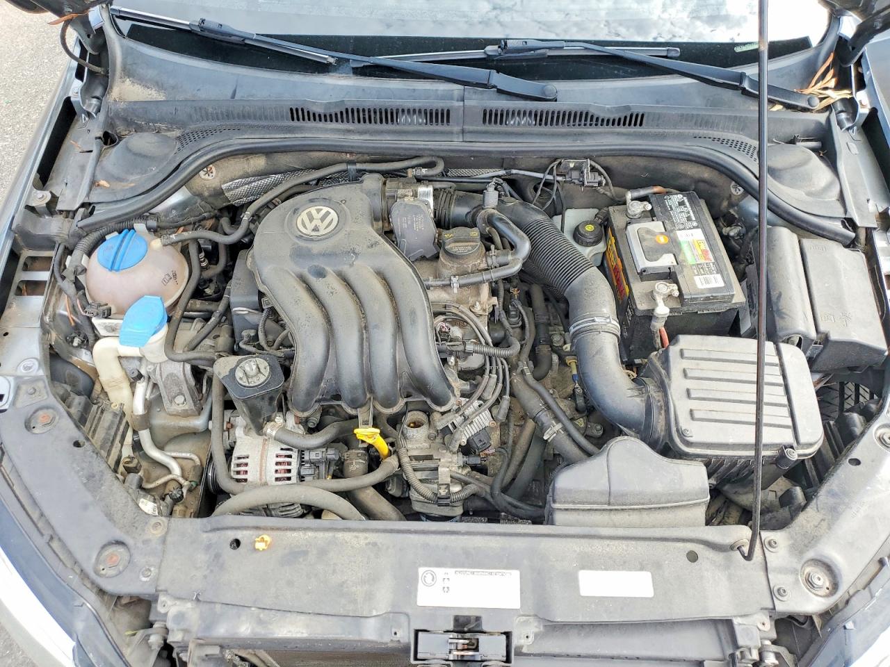 2015 VOLKSWAGEN JETTA