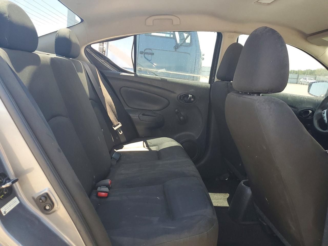 2019 NISSAN VERSA