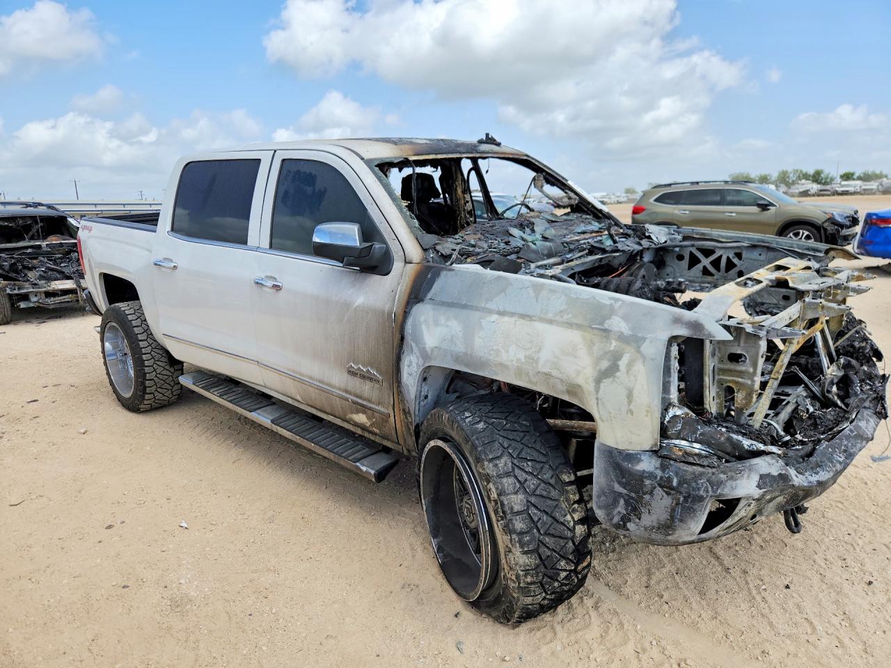 2017 CHEVROLET SILVERADO