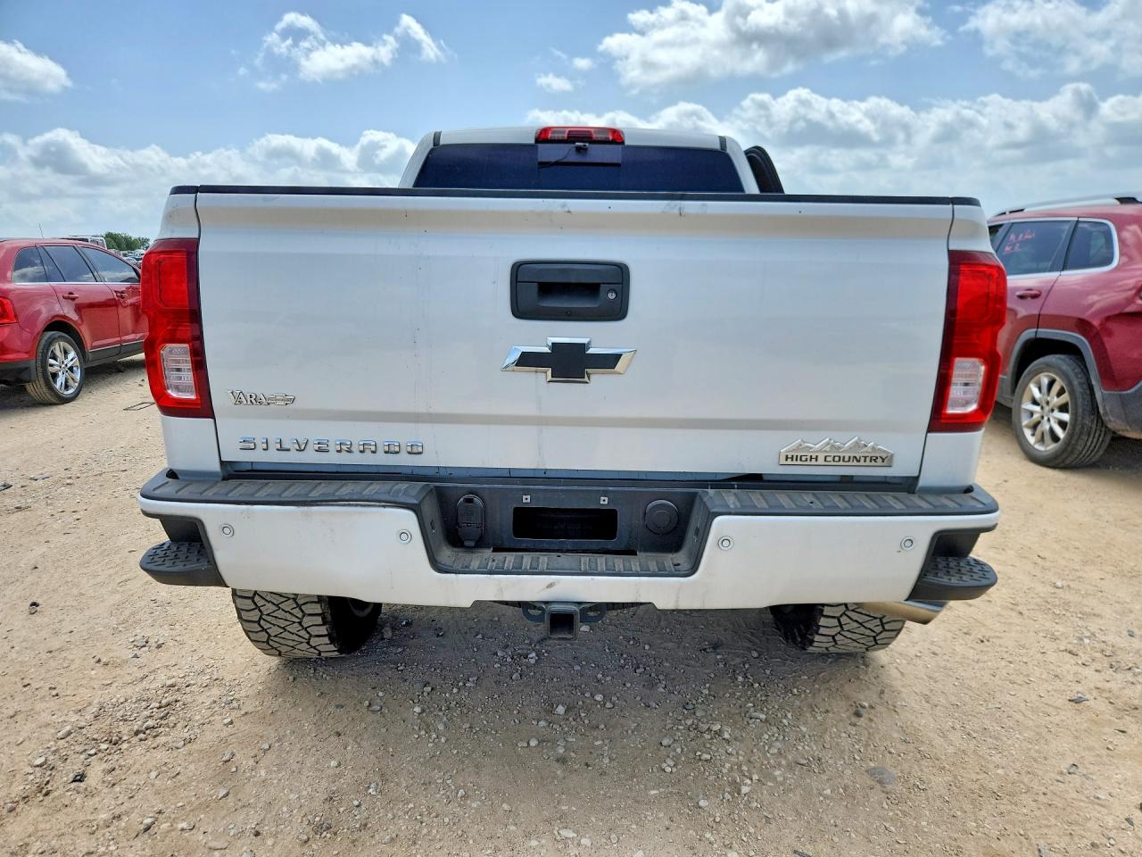 2017 CHEVROLET SILVERADO