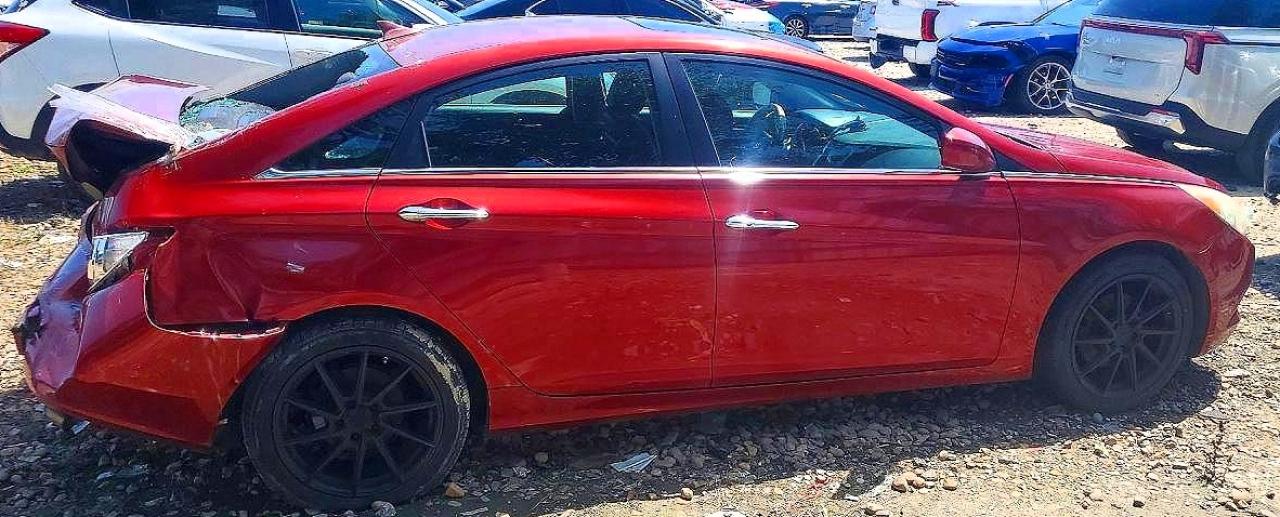 2011 HYUNDAI SONATA