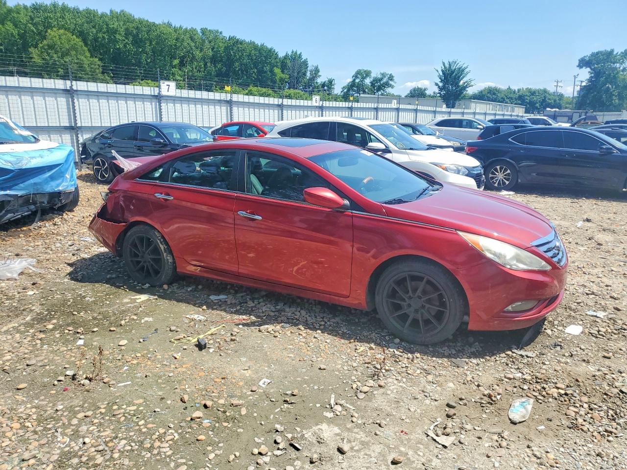 2011 HYUNDAI SONATA
