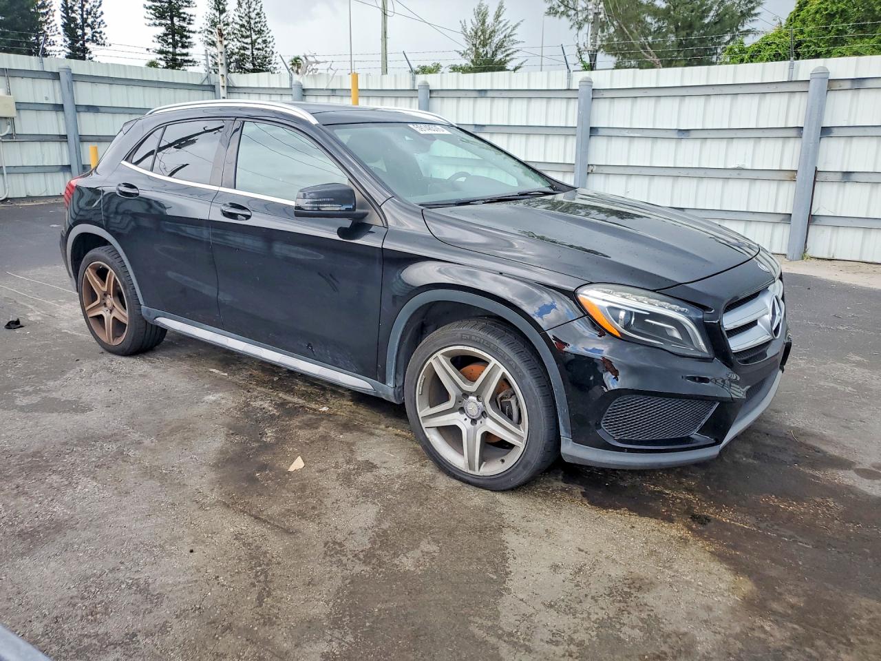 2015 MERCEDES-BENZ GLA-CLASS