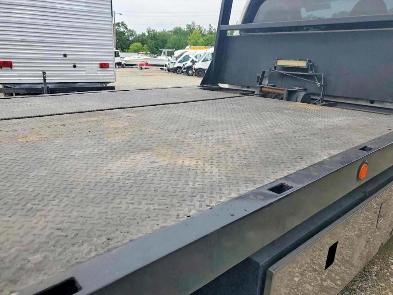 2006 FORD F650