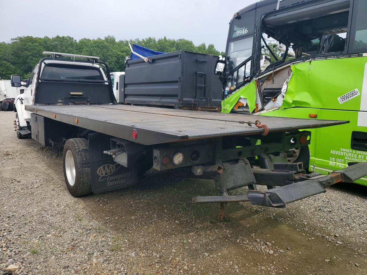 2006 FORD F650