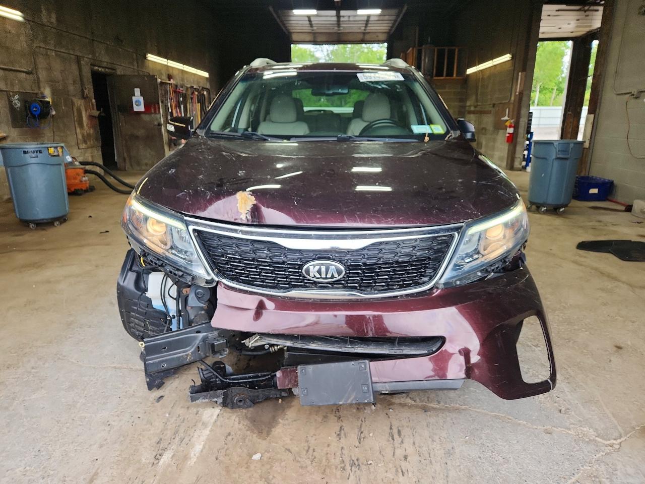2015 KIA SORENTO