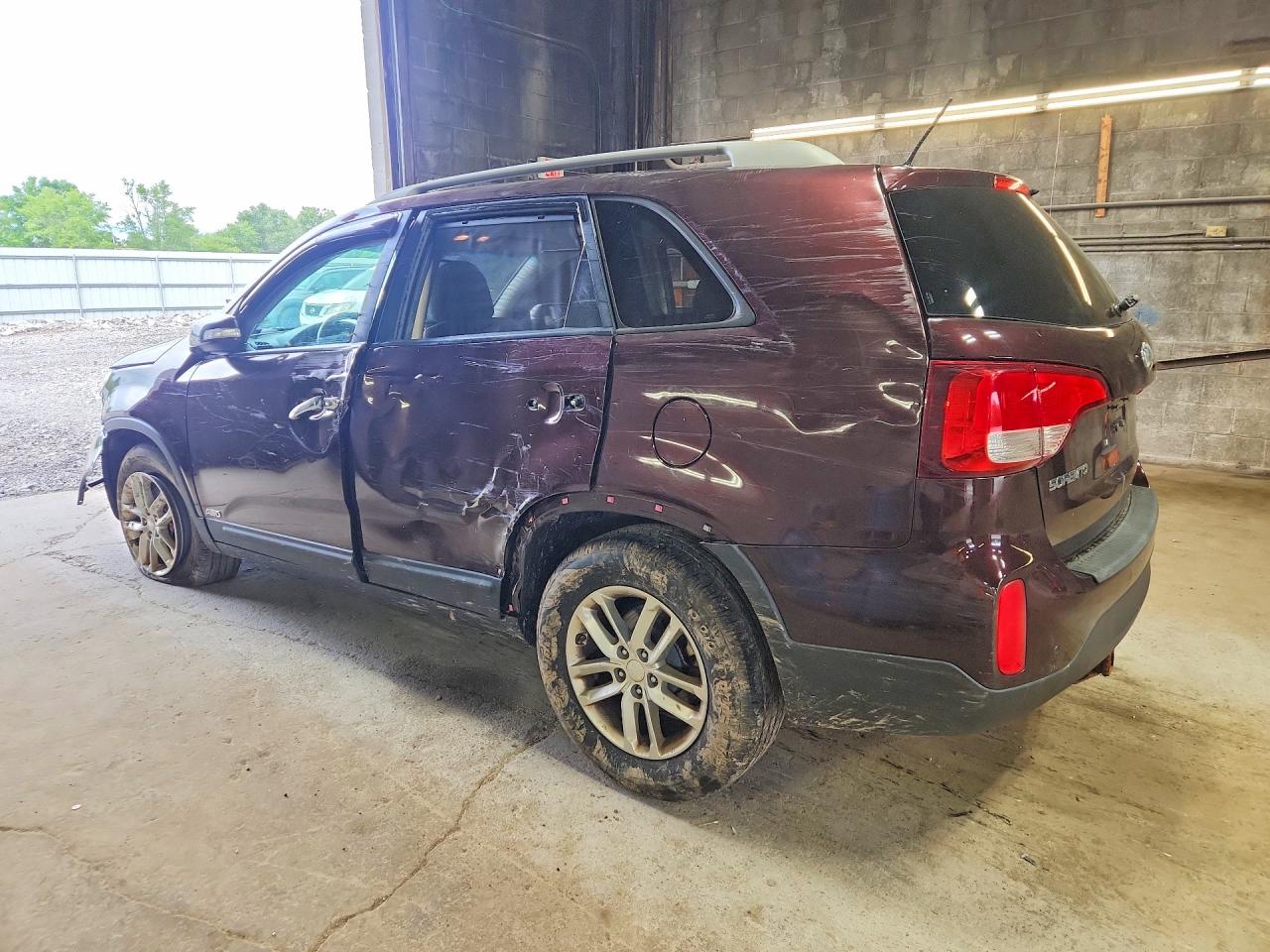 2015 KIA SORENTO