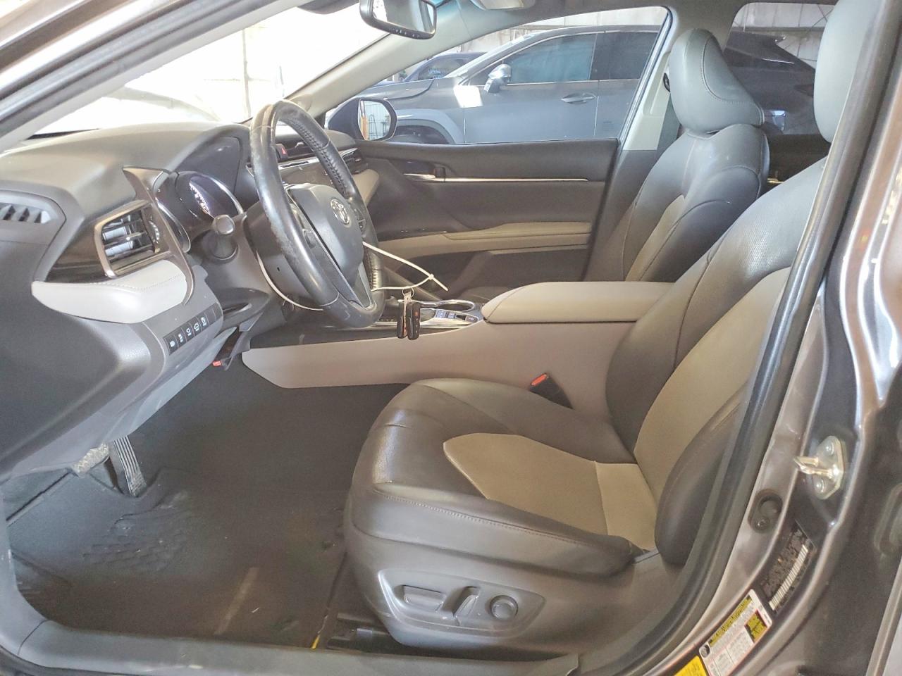 2020 TOYOTA CAMRY