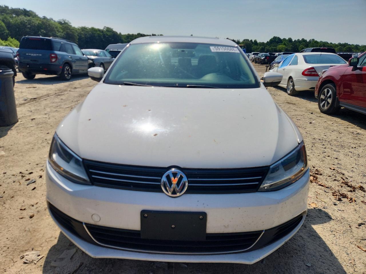 2013 VOLKSWAGEN JETTA