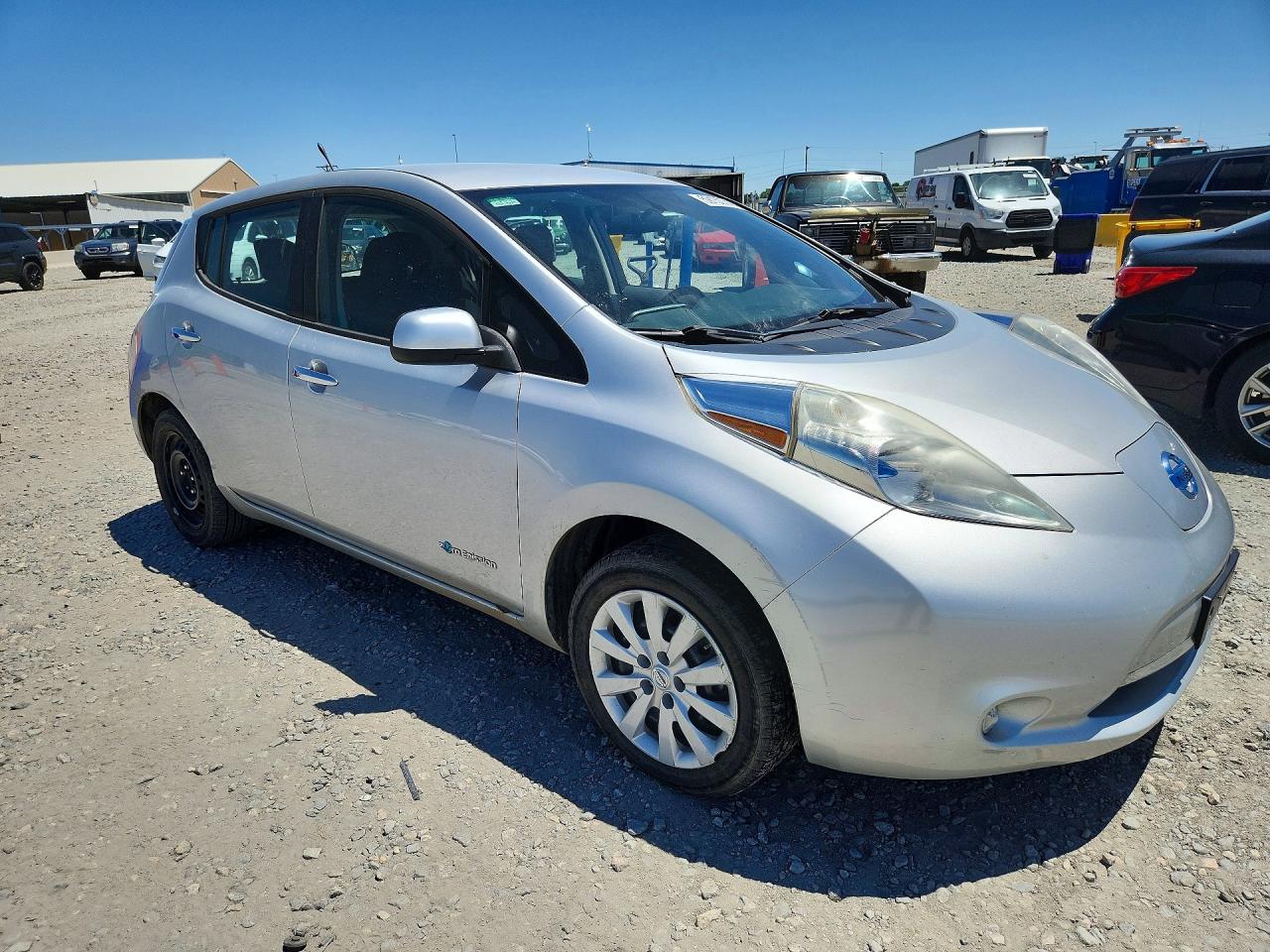 2013 NISSAN LEAF