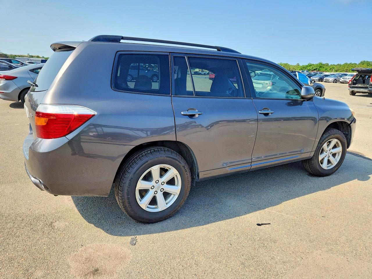 2009 TOYOTA HIGHLANDER