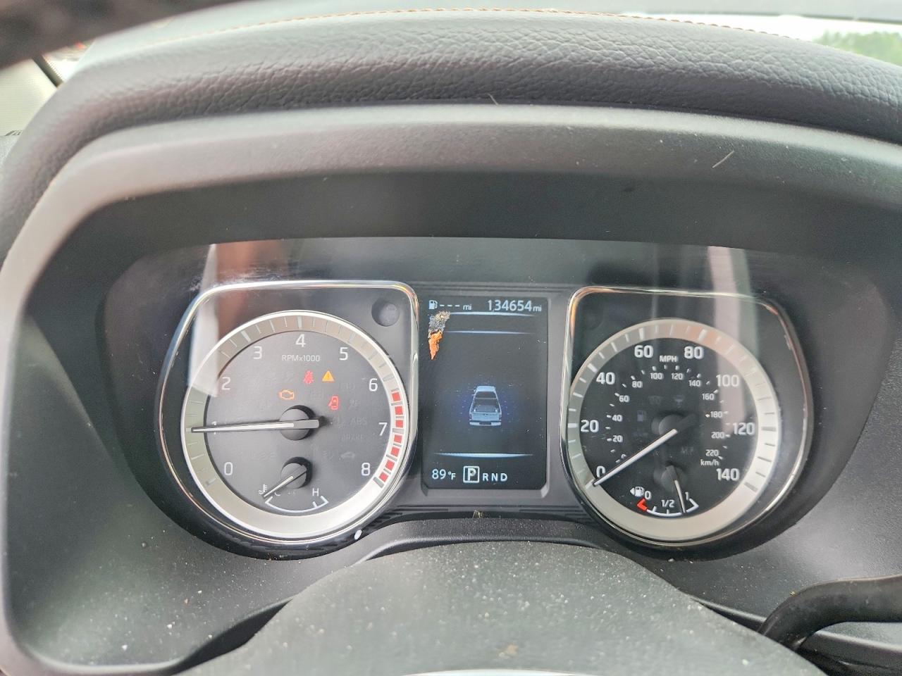 2017 NISSAN TITAN