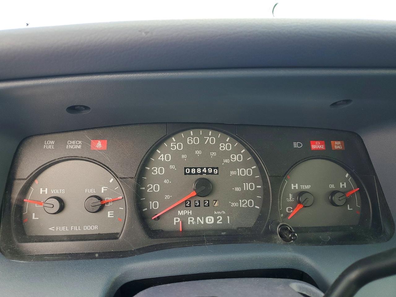 2001 MERCURY GRMARQUIS
