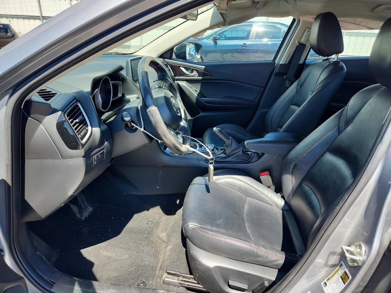 2015 MAZDA 3