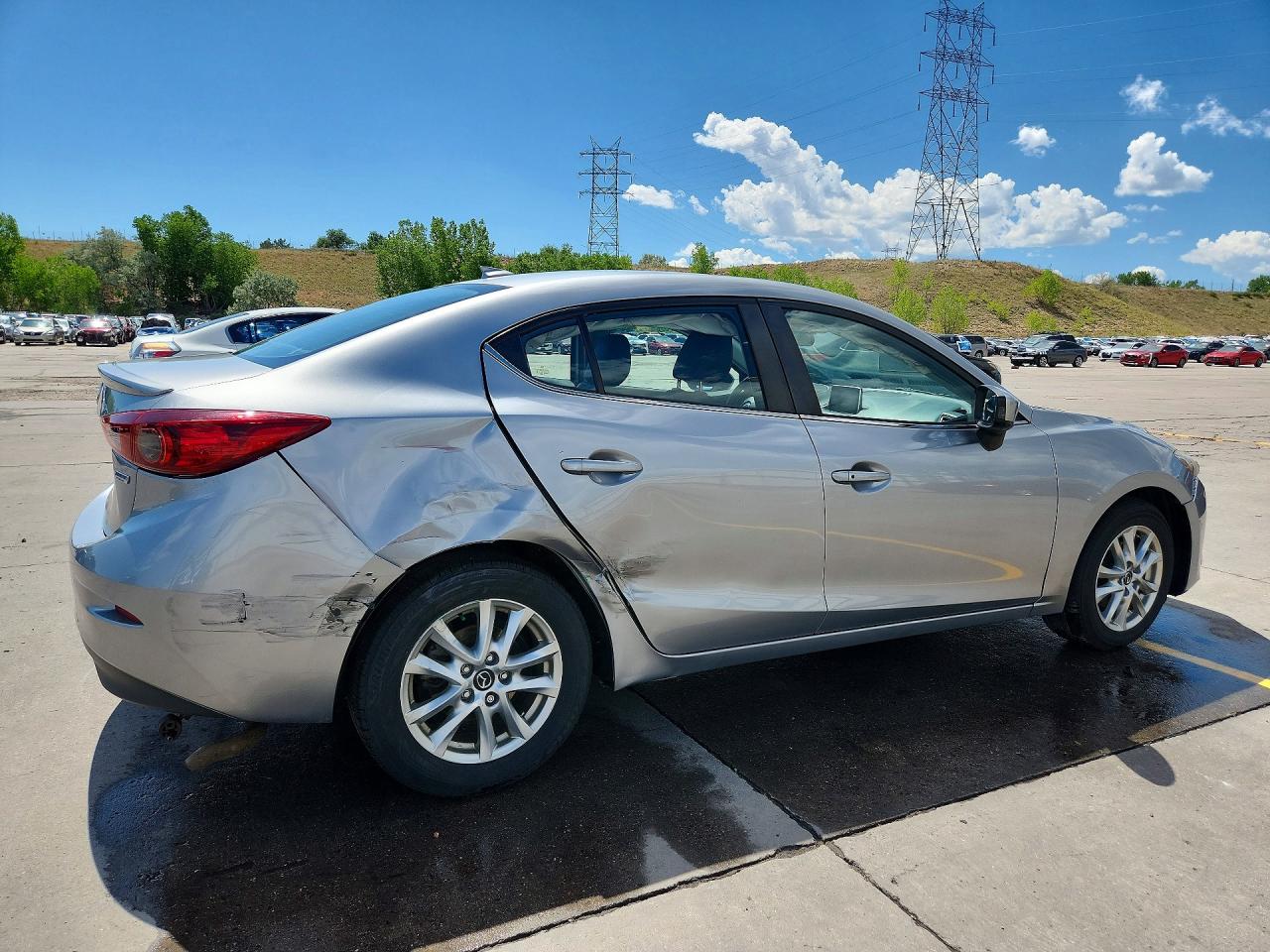 2015 MAZDA 3