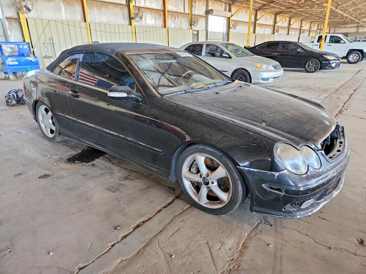 2004 MERCEDES-BENZ CLK-CLASS