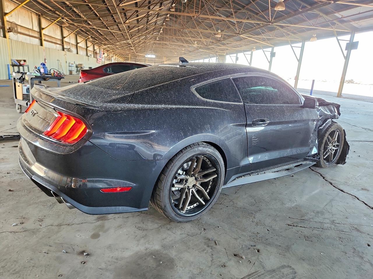2022 FORD MUSTANG