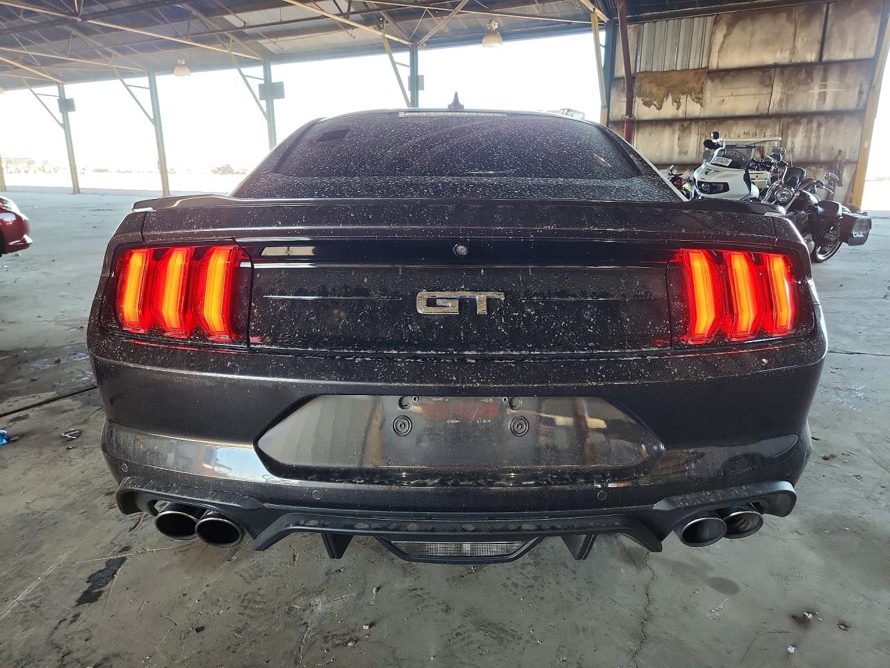 2022 FORD MUSTANG