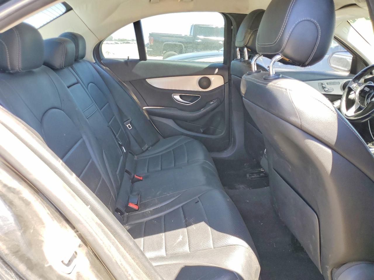 2016 MERCEDES-BENZ C-CLASS