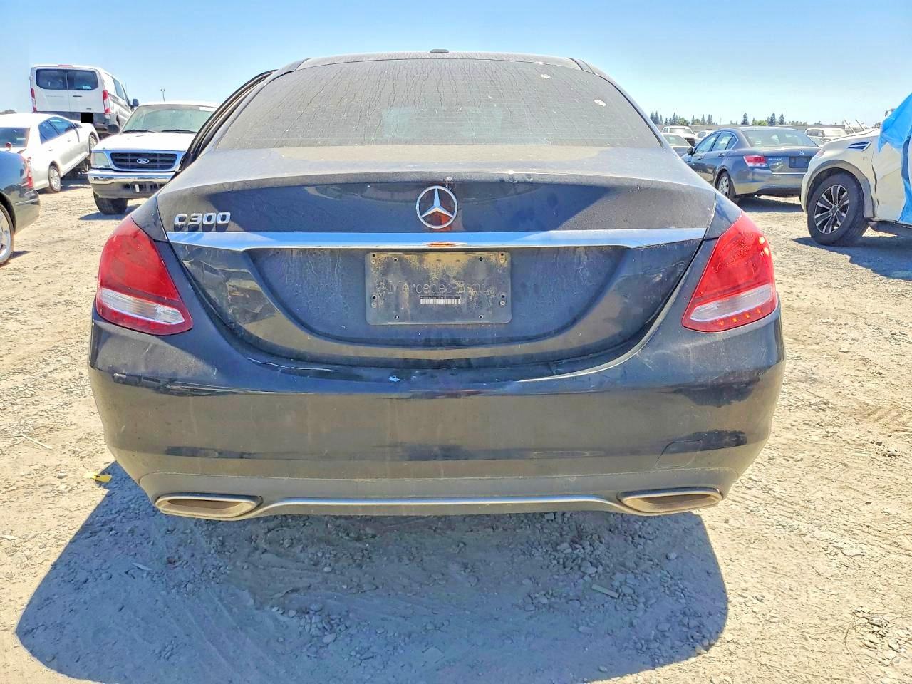2016 MERCEDES-BENZ C-CLASS