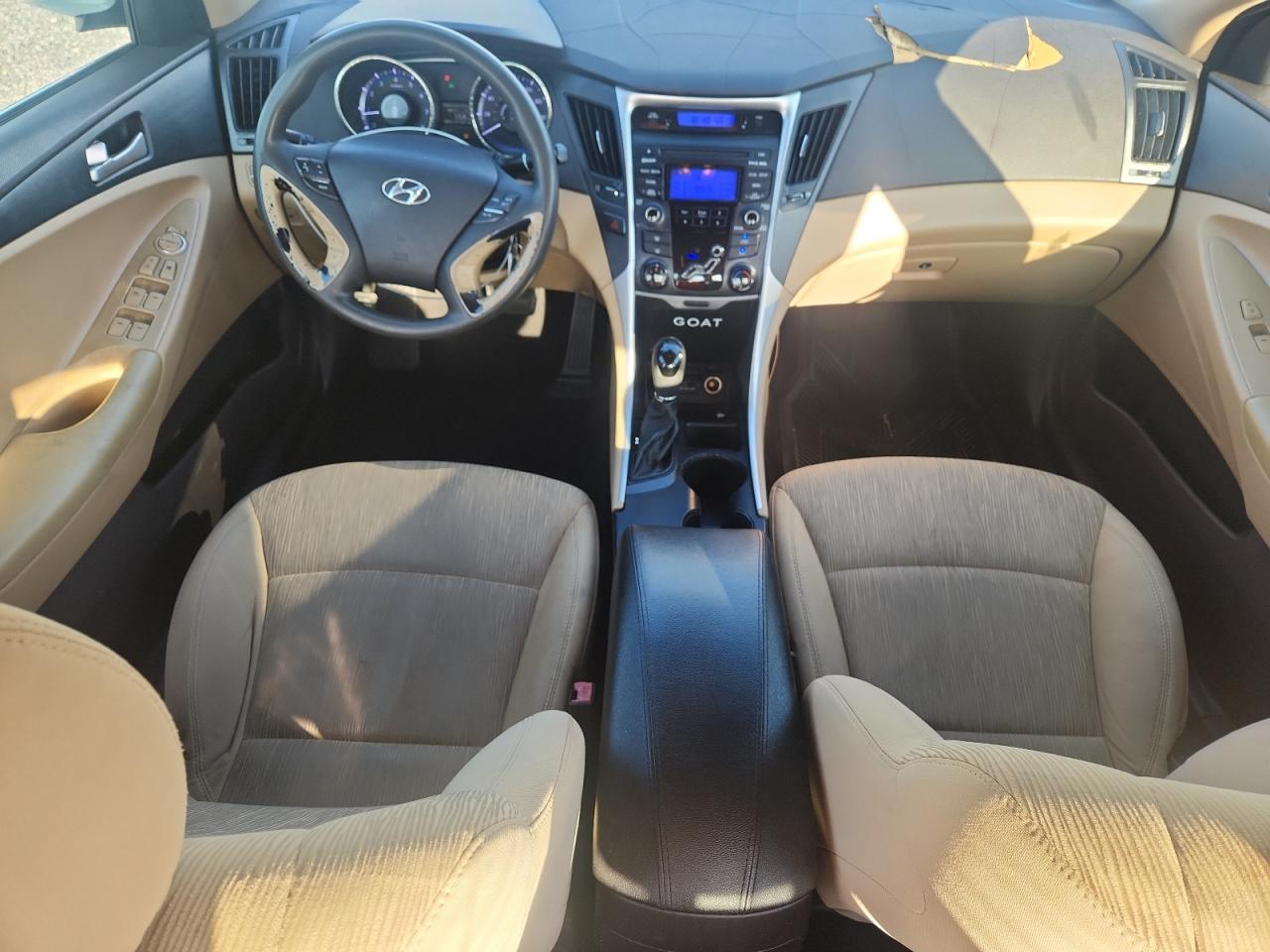 2012 HYUNDAI SONATA