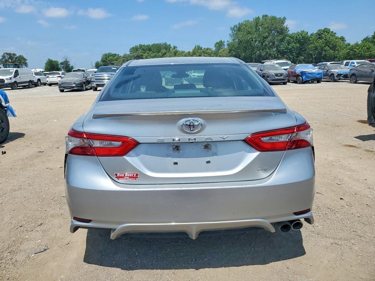 2018 TOYOTA CAMRY