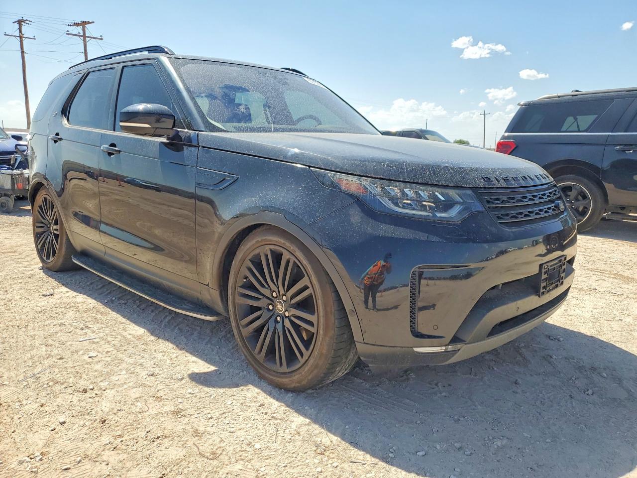2017 LAND ROVER DISCOVERY