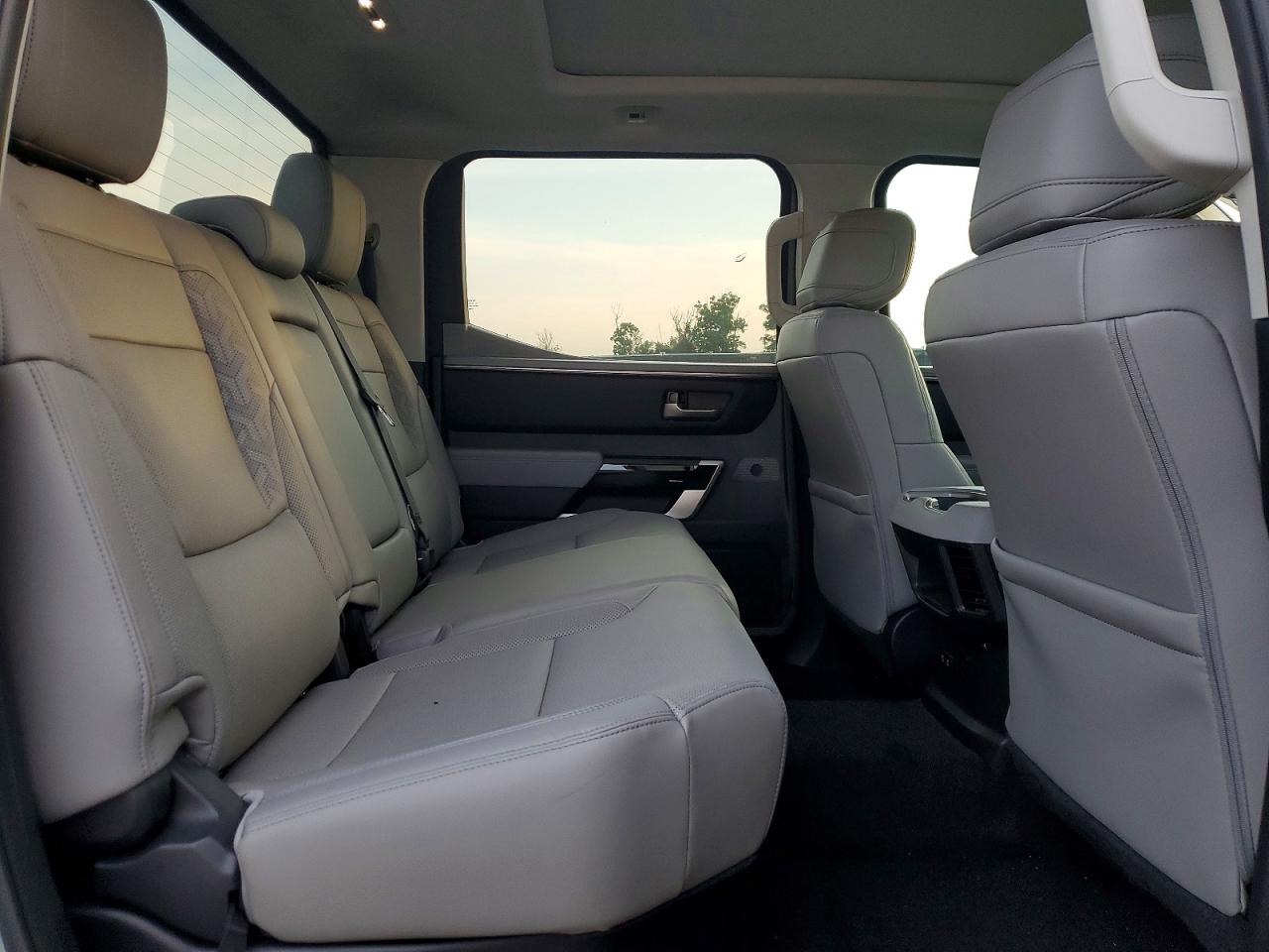 2024 TOYOTA TUNDRA