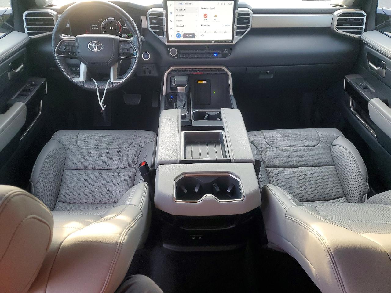 2024 TOYOTA TUNDRA
