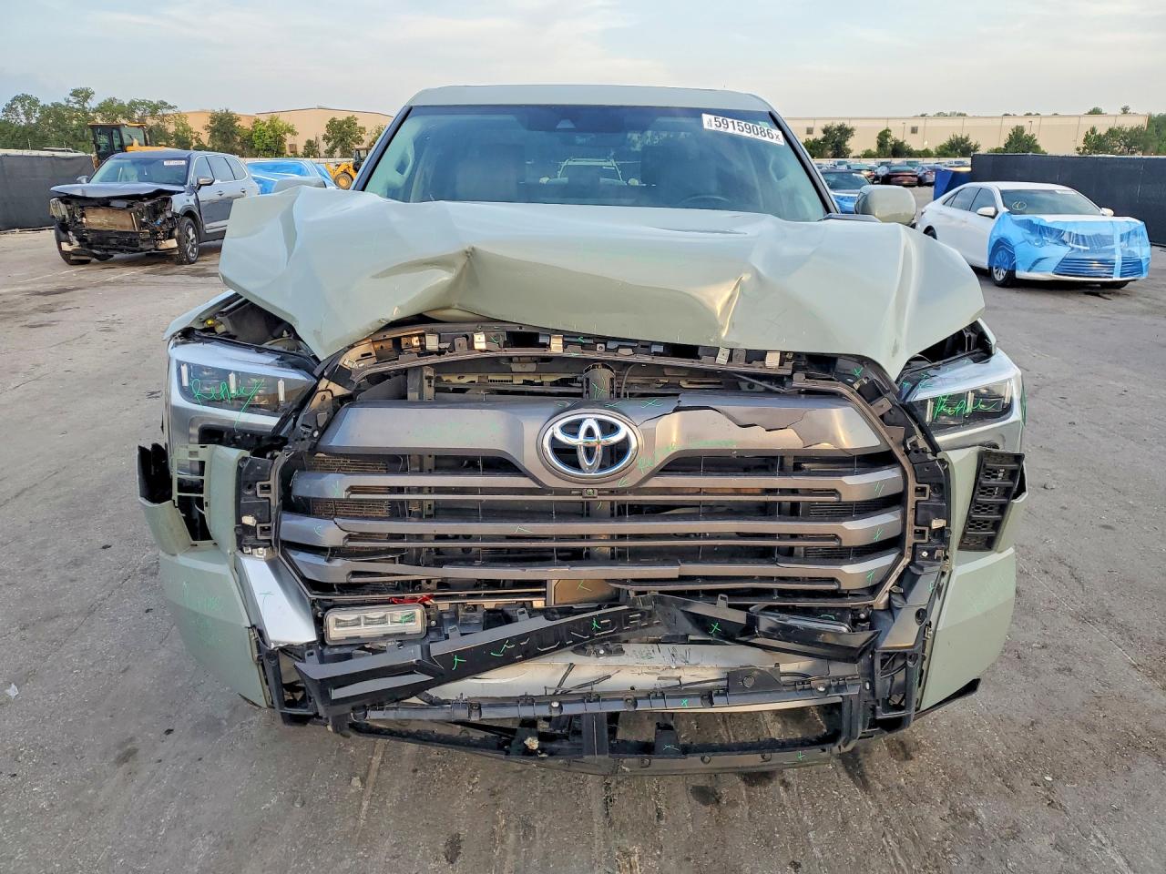 2024 TOYOTA TUNDRA