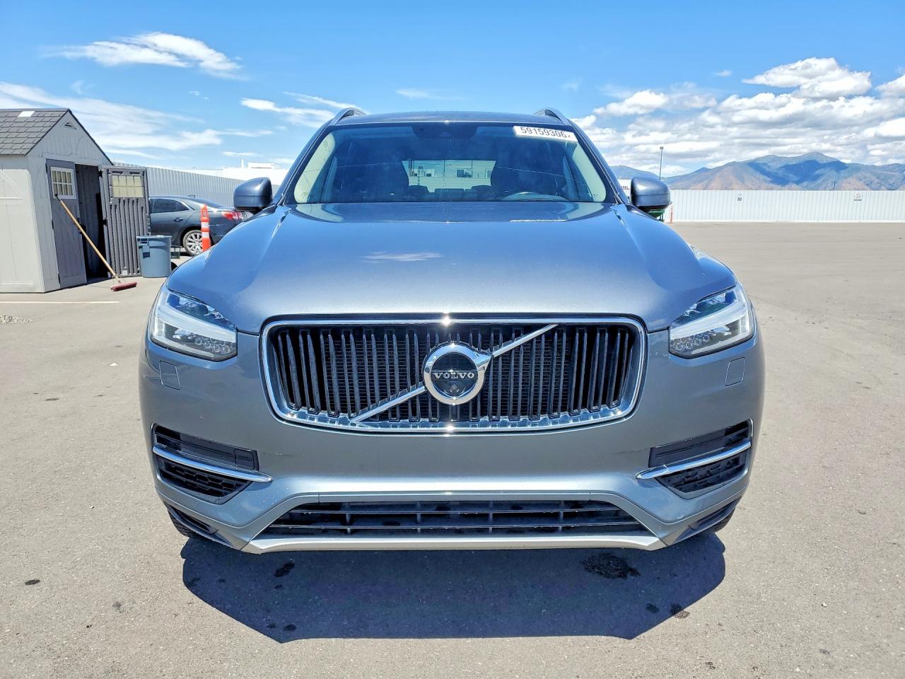 2016 VOLVO XC90
