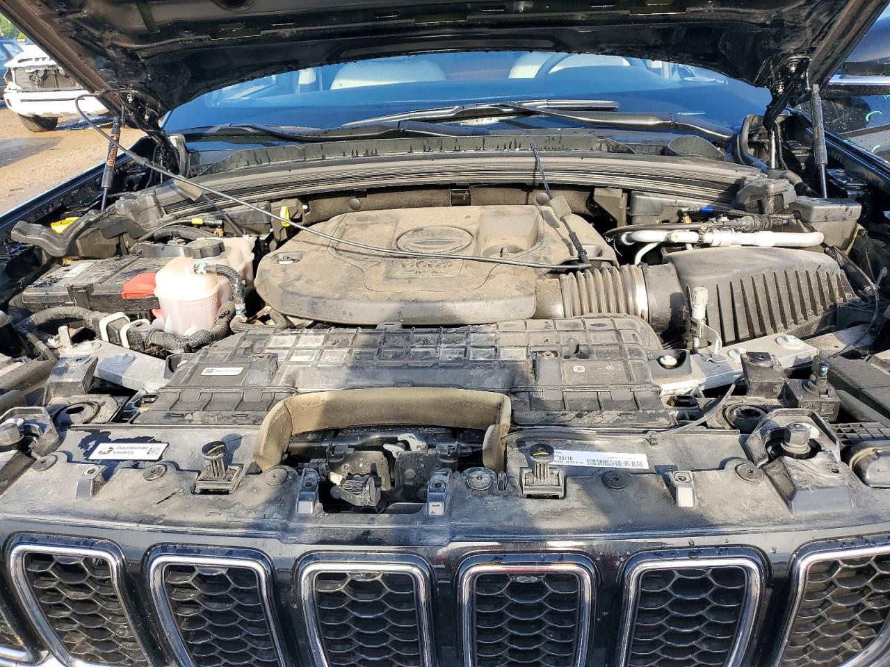 2023 JEEP CHEROKEE
