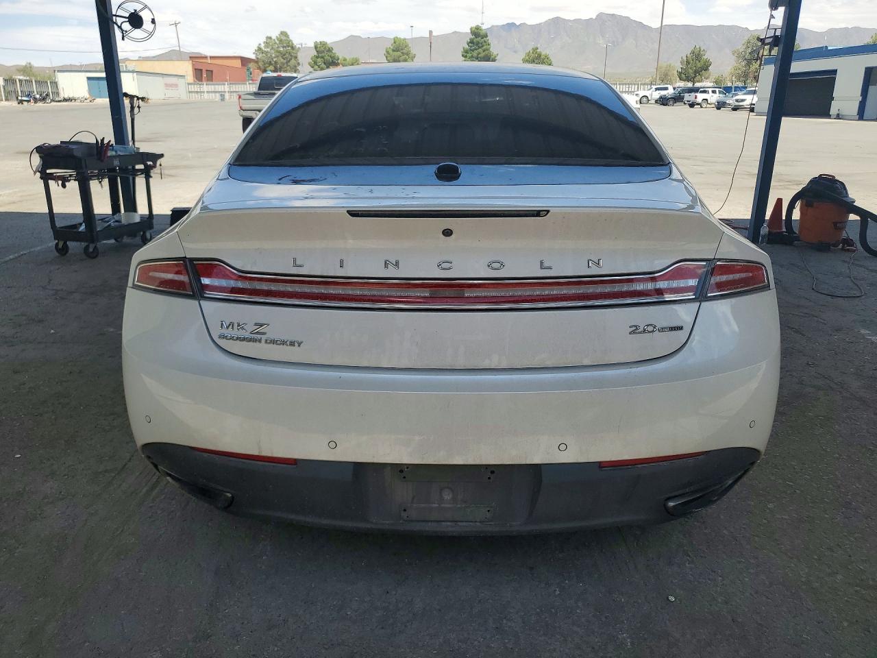 2016 LINCOLN MKZ