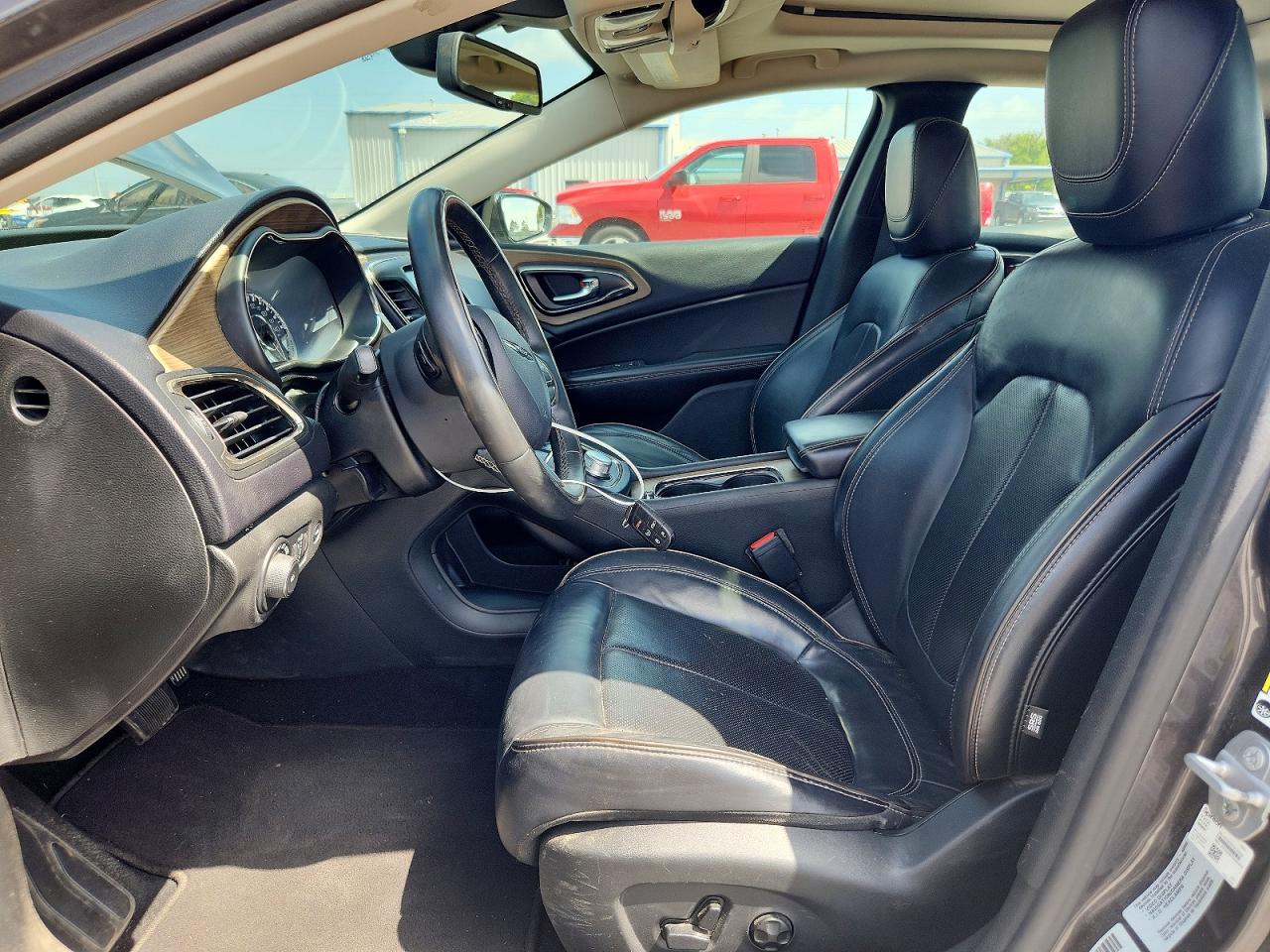 2015 CHRYSLER 200