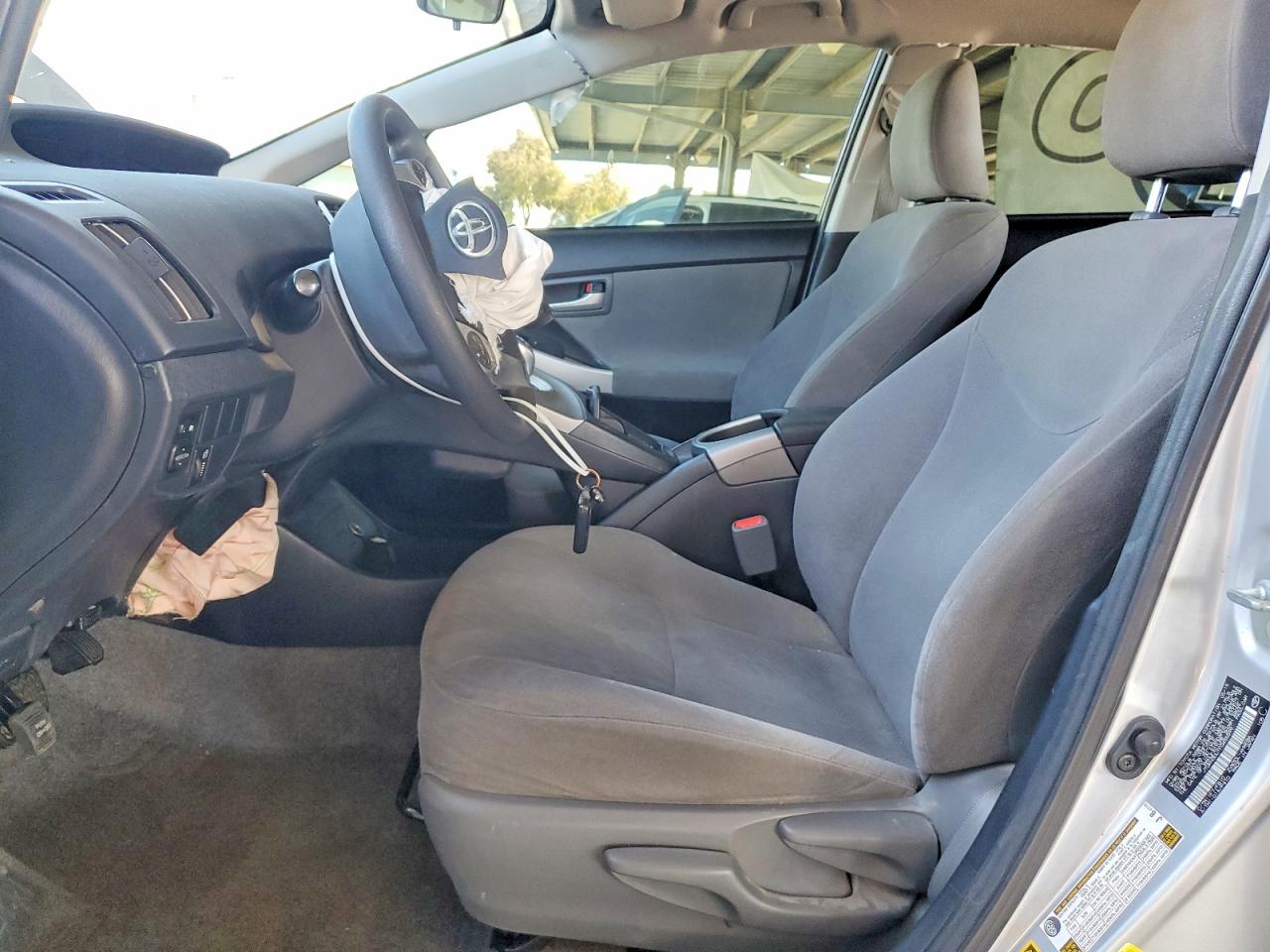 2015 TOYOTA PRIUS