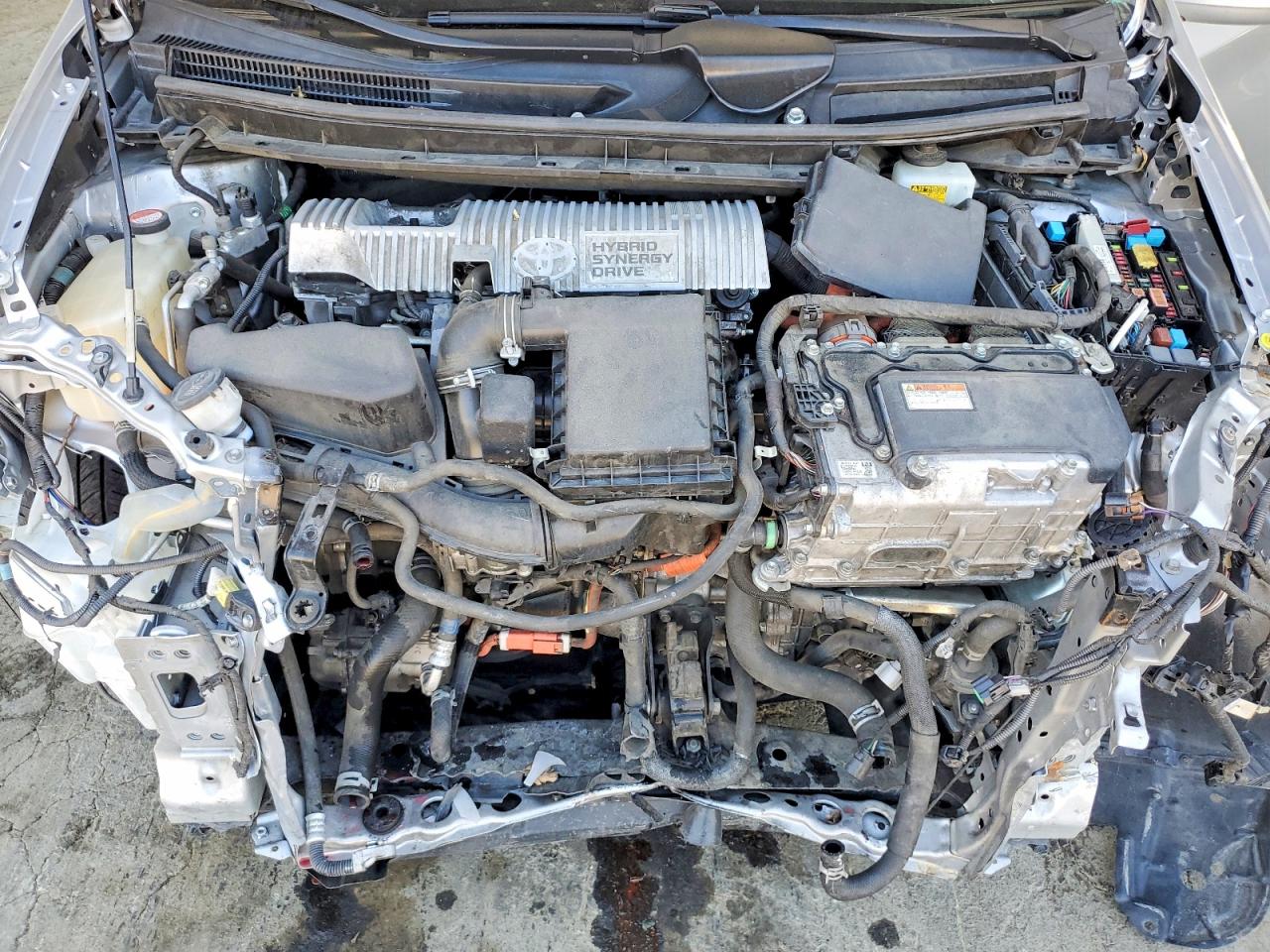 2015 TOYOTA PRIUS