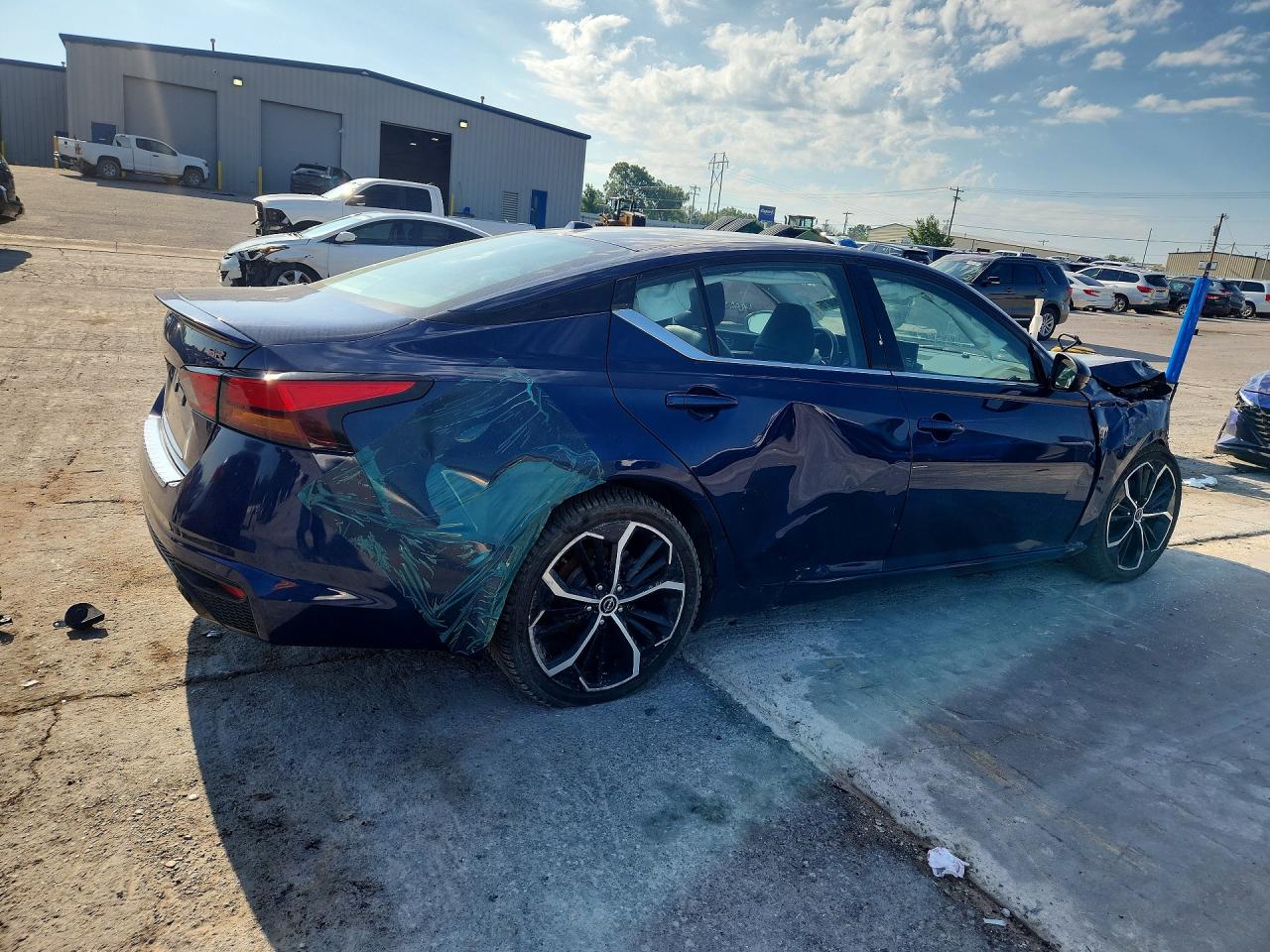 2023 NISSAN ALTIMA