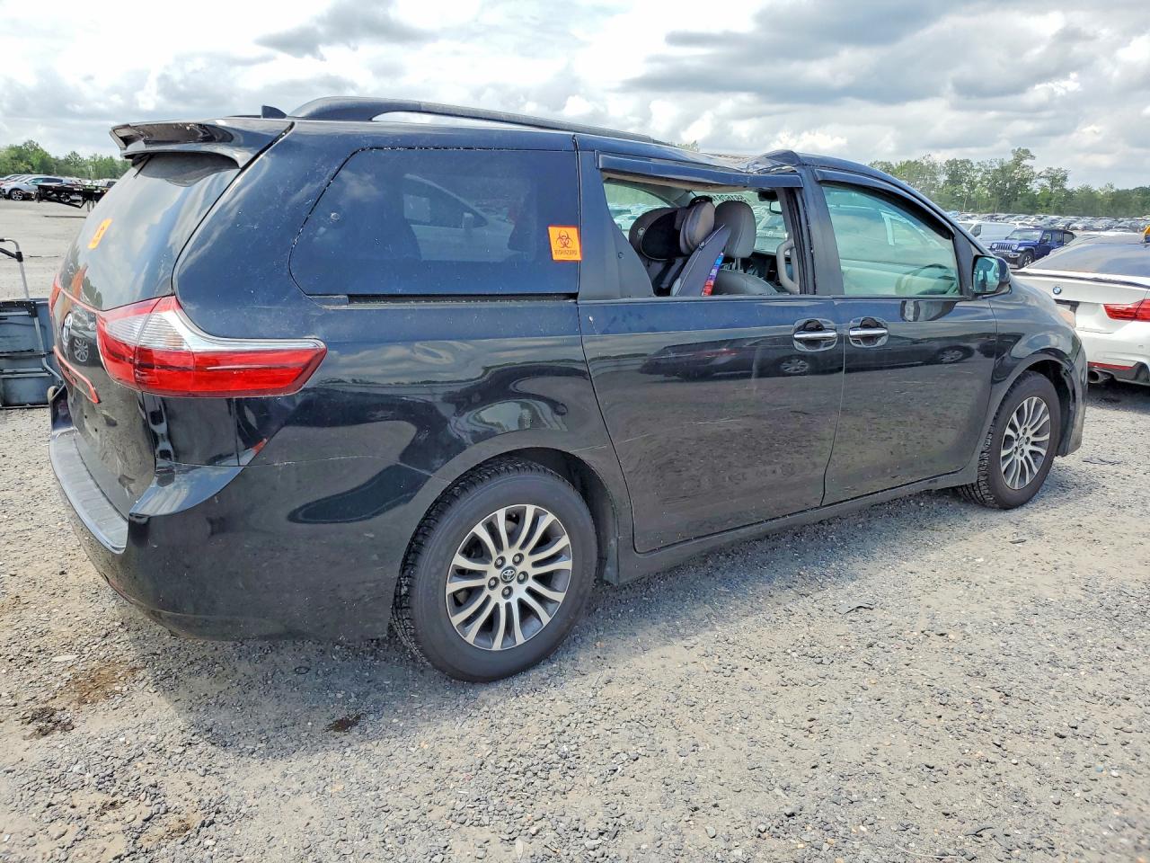 2020 TOYOTA SIENNA