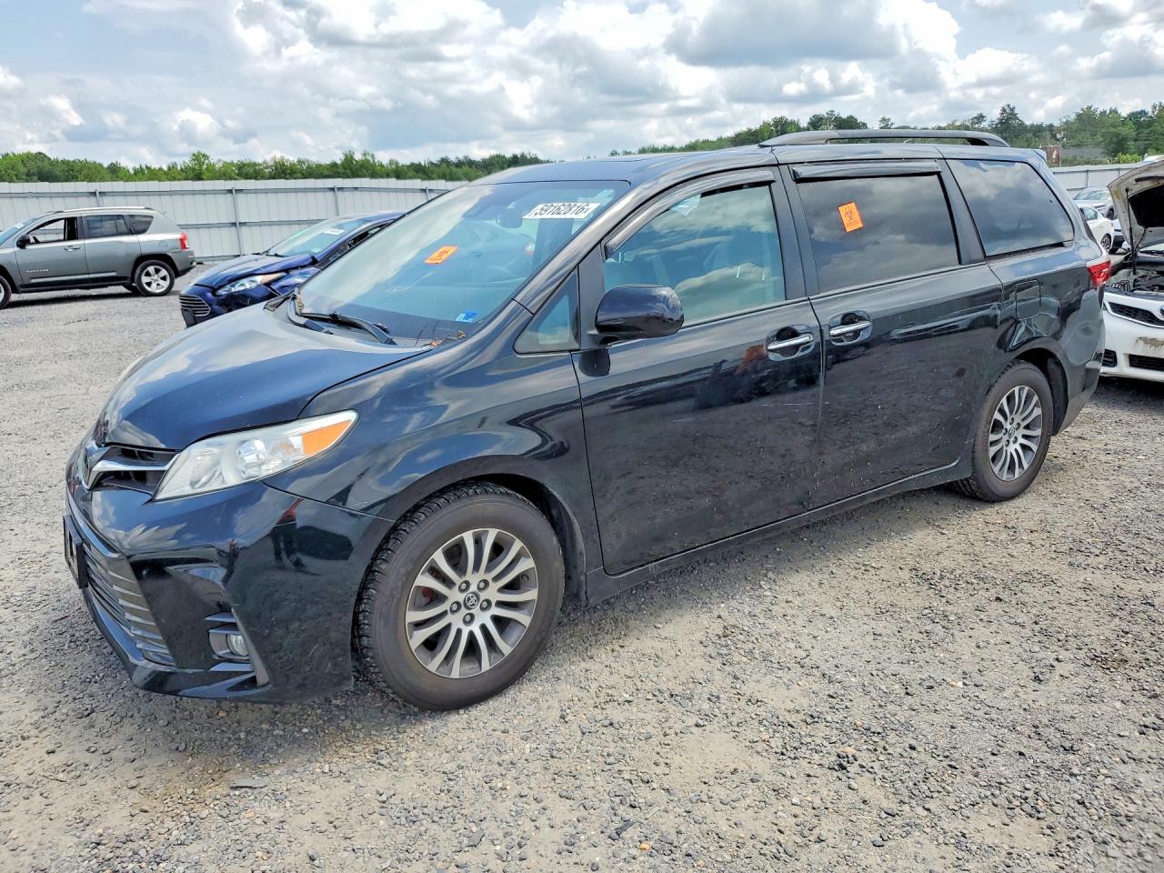 2020 TOYOTA SIENNA