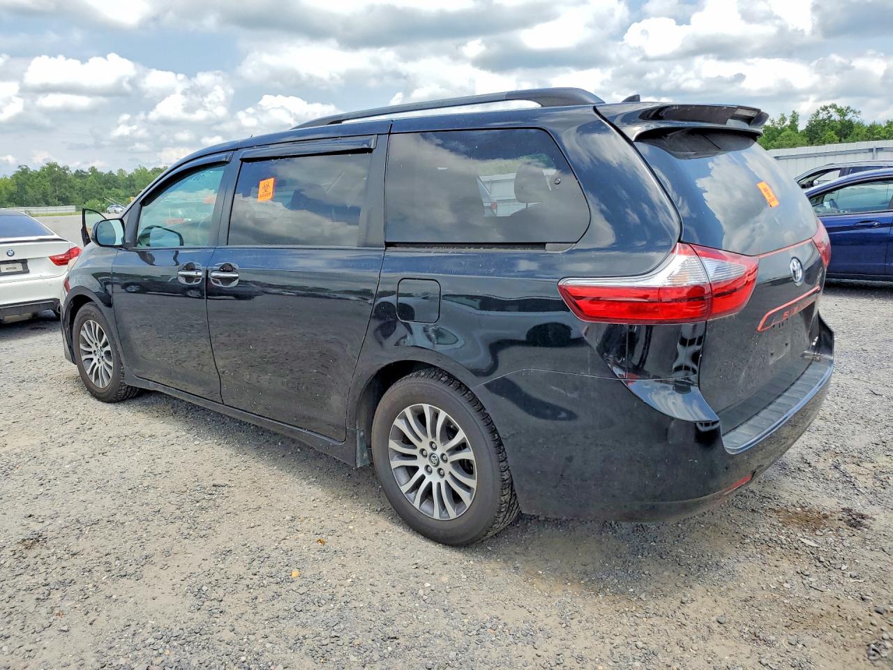 2020 TOYOTA SIENNA