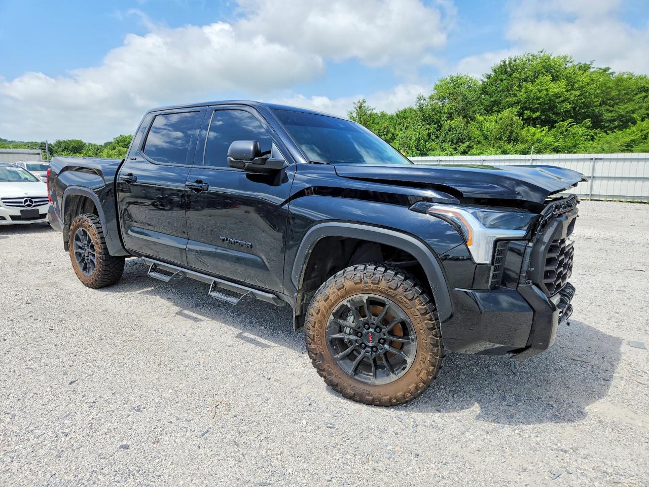 2024 TOYOTA TUNDRA